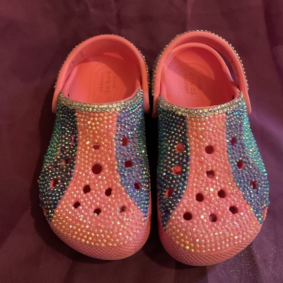 Rhinestones Crocs. - Picture 3 of 4